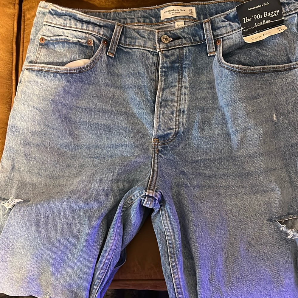 Abercrombie and Fitch The 90’s Baggy Curve Love Low Rise Jeans